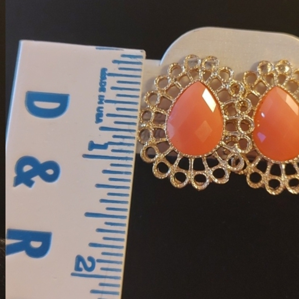 🌟BOGO Free🌟Sophia Collection Peach Jewelry Set - Picture 4 of 8